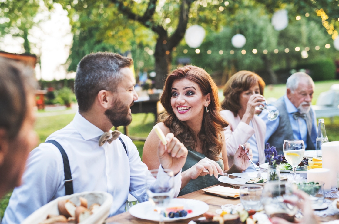 25 Great Tips How to Be a Good Wedding Guest in 2024 15